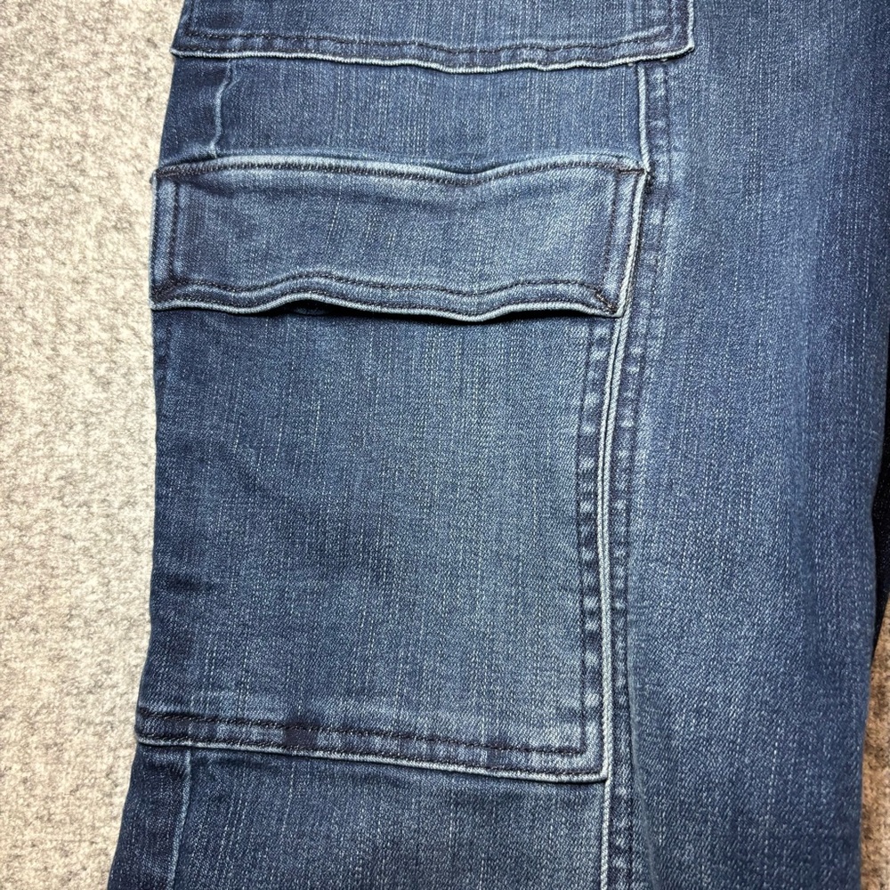 White House Black Market Women’s Extra High Rise Cargo Wide Leg Jeans Size 14 - Picture 5 of 12